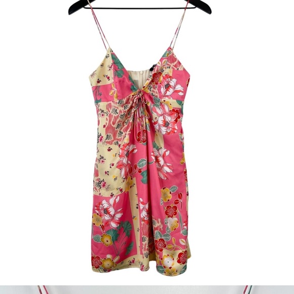 Zara Dresses & Skirts - Zara (XS) Floral Mini Dress Pink Polyester